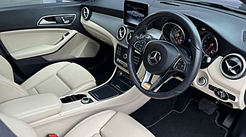 CLA 200 Shooting Brake